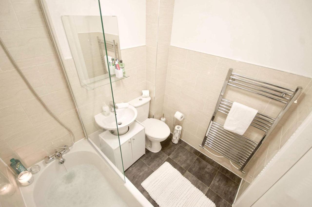 קובנטרי Affordable Digs Nr City Centre Sleeps5 Free Secure Parking מראה חיצוני תמונה