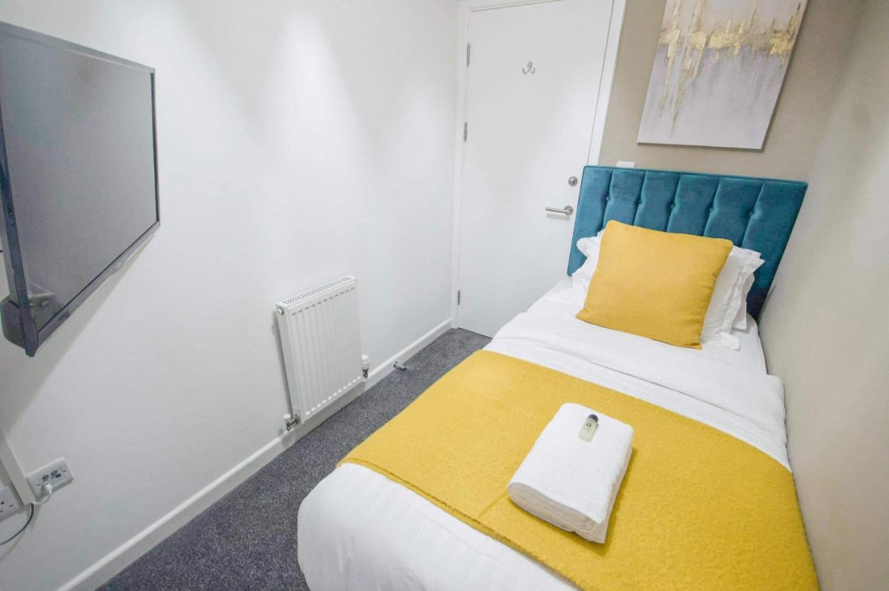 קובנטרי Affordable Digs Nr City Centre Sleeps5 Free Secure Parking מראה חיצוני תמונה